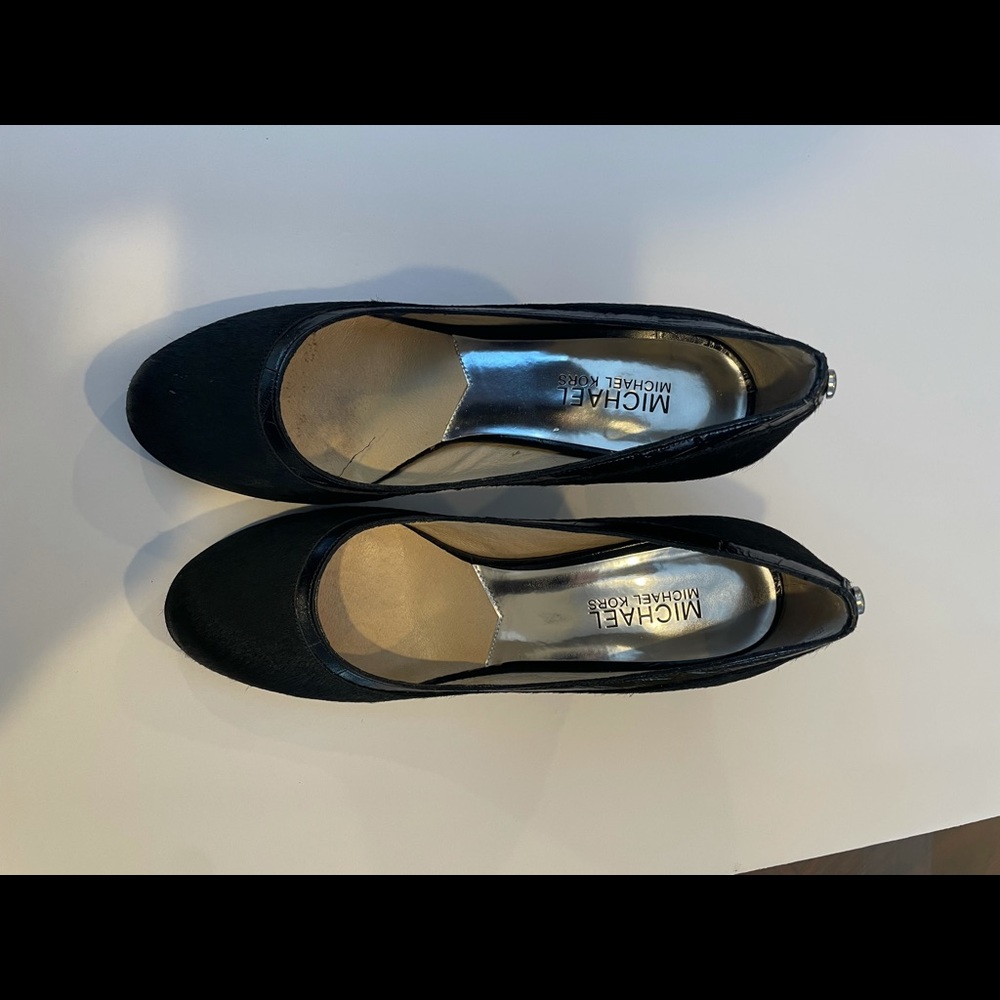 Micheal kors black pump